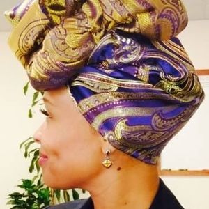 Meet your Posher, Shawana